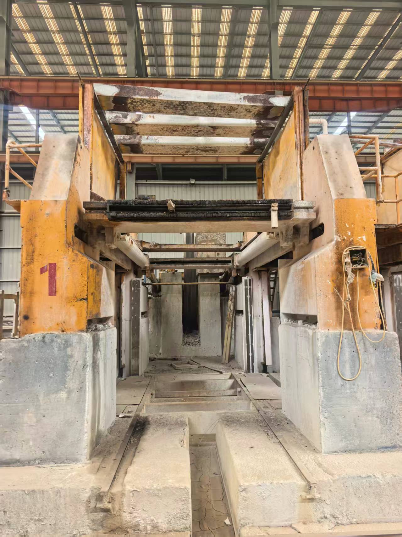 Second-Hand Gangsaw