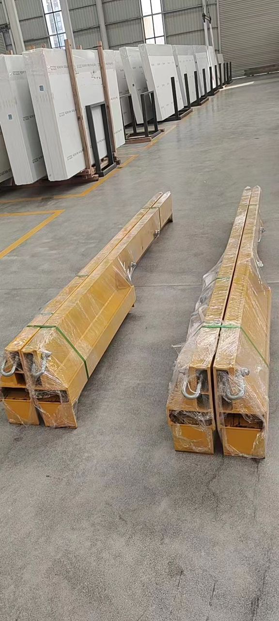 Forklift slabs lifting